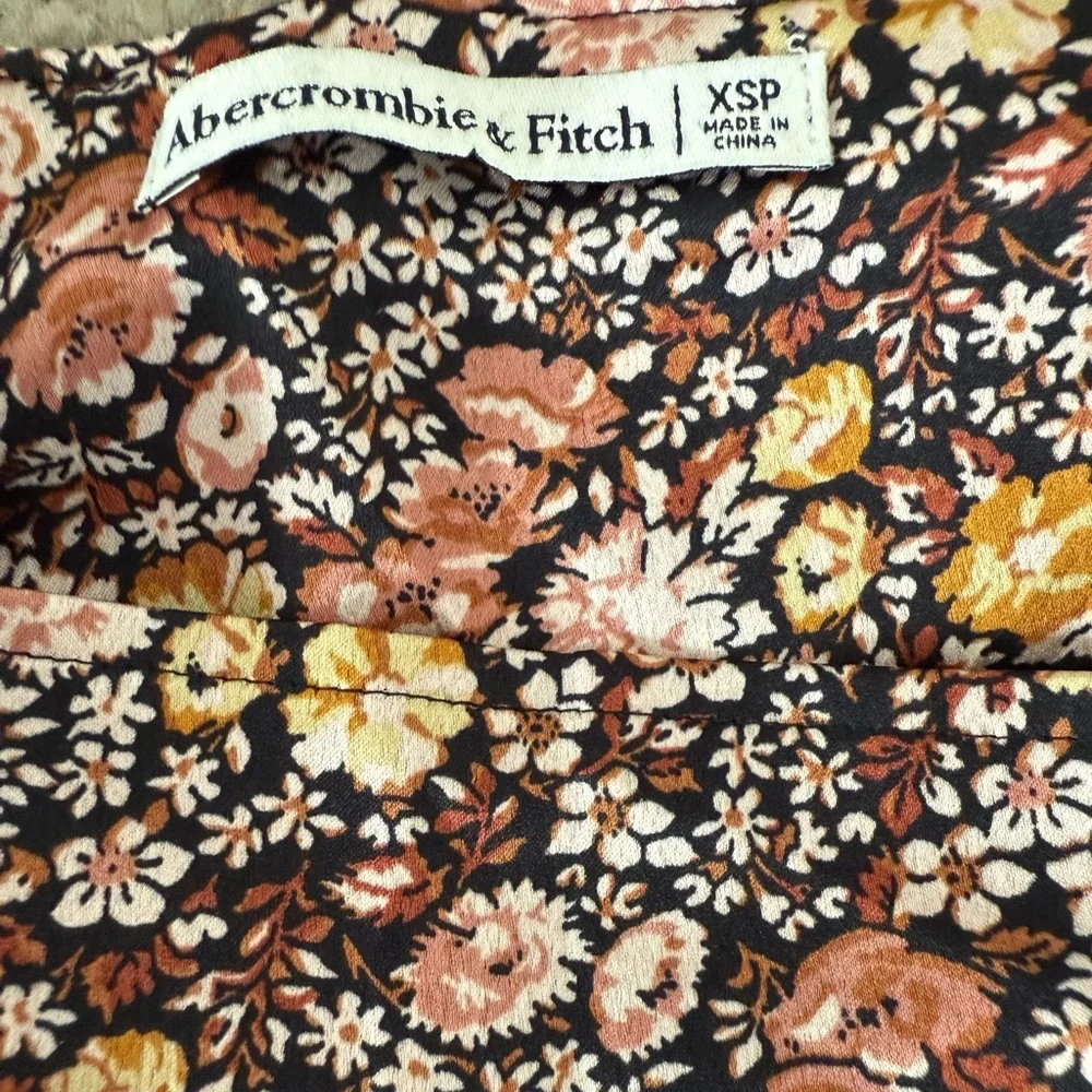 Abercrombie & Fitch Midi Pencil Skirt in Pink and Orange
